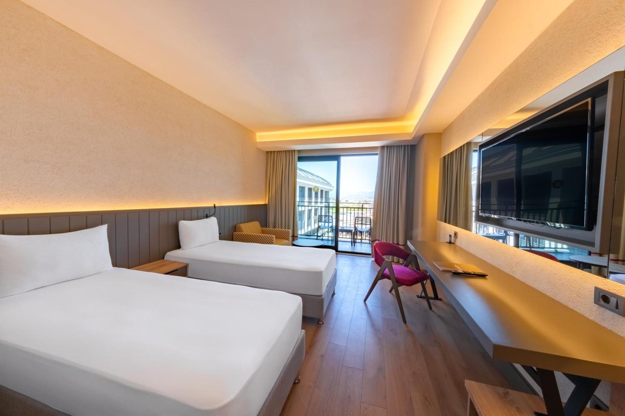 Hotel The X Belek Exterior foto