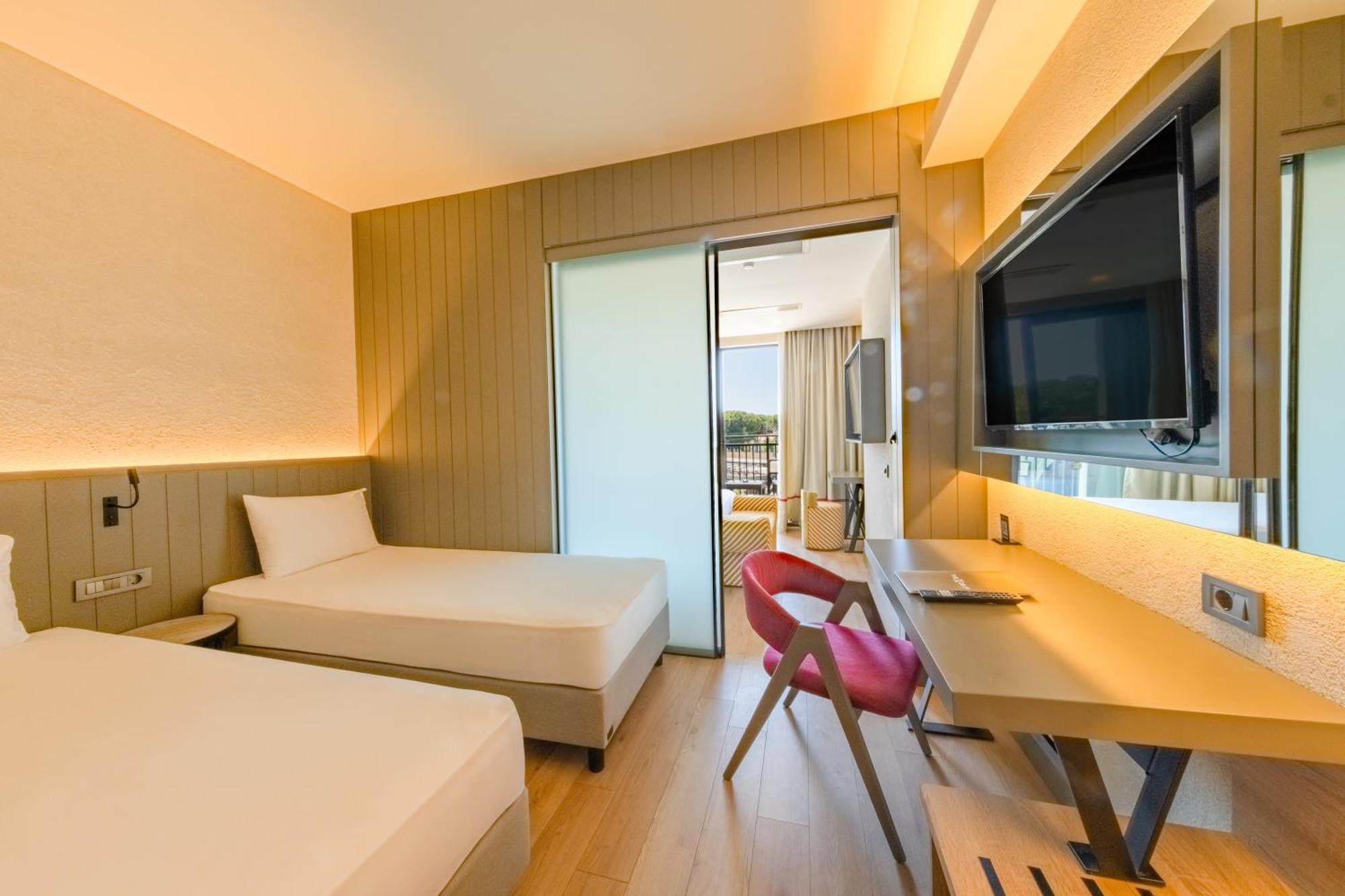Hotel The X Belek Exterior foto