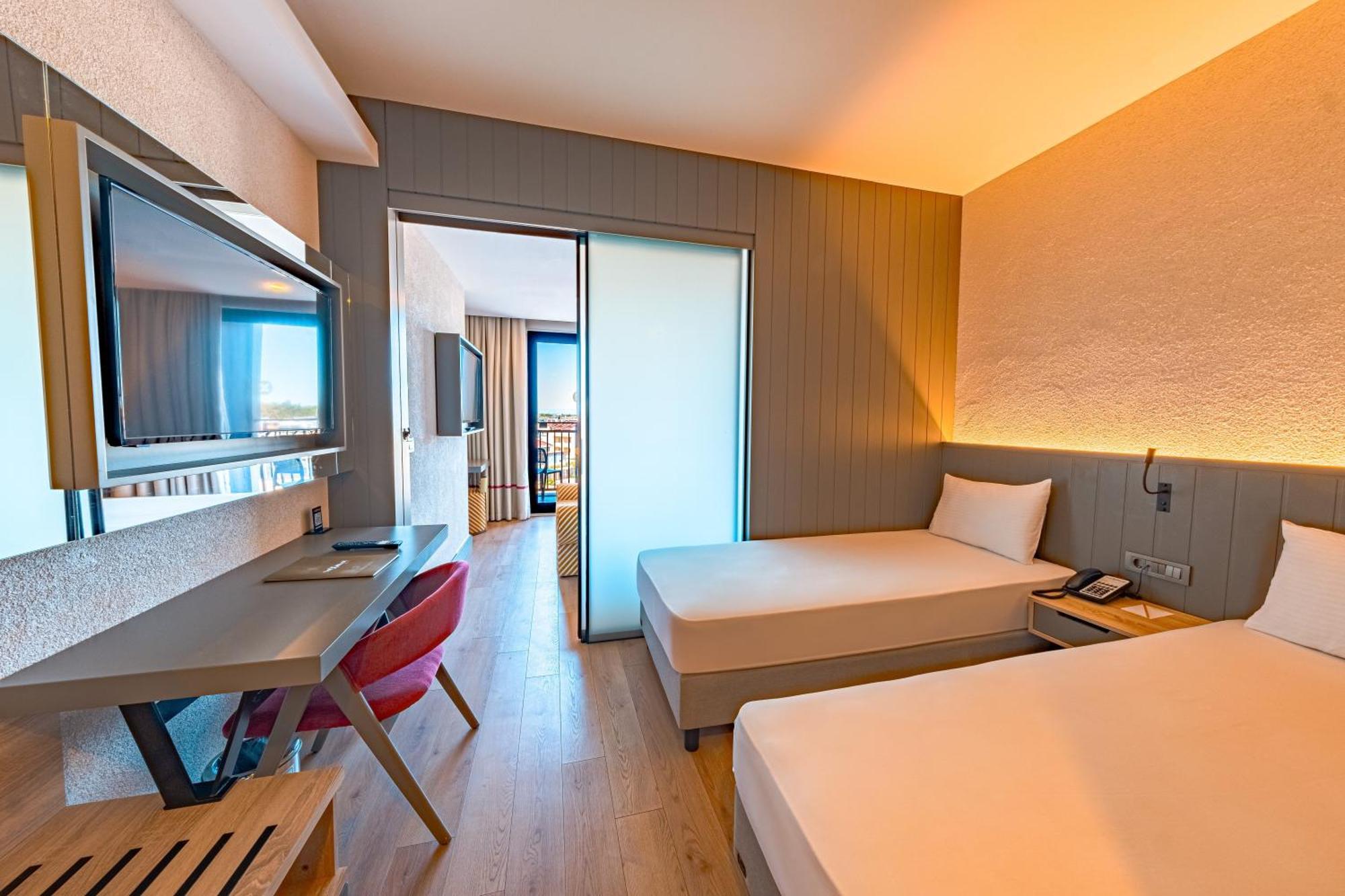 Hotel The X Belek Exterior foto