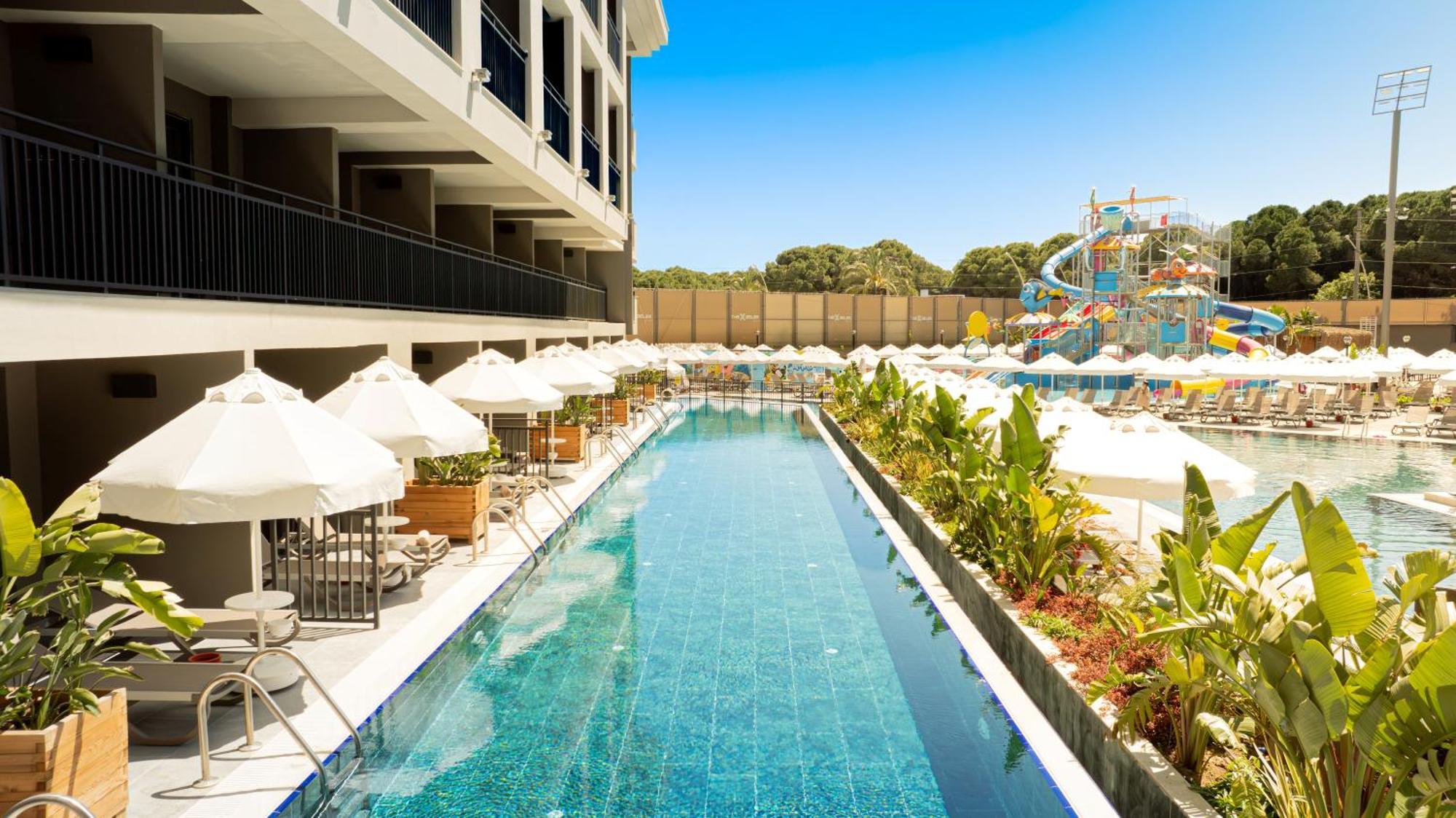 Hotel The X Belek Exterior foto